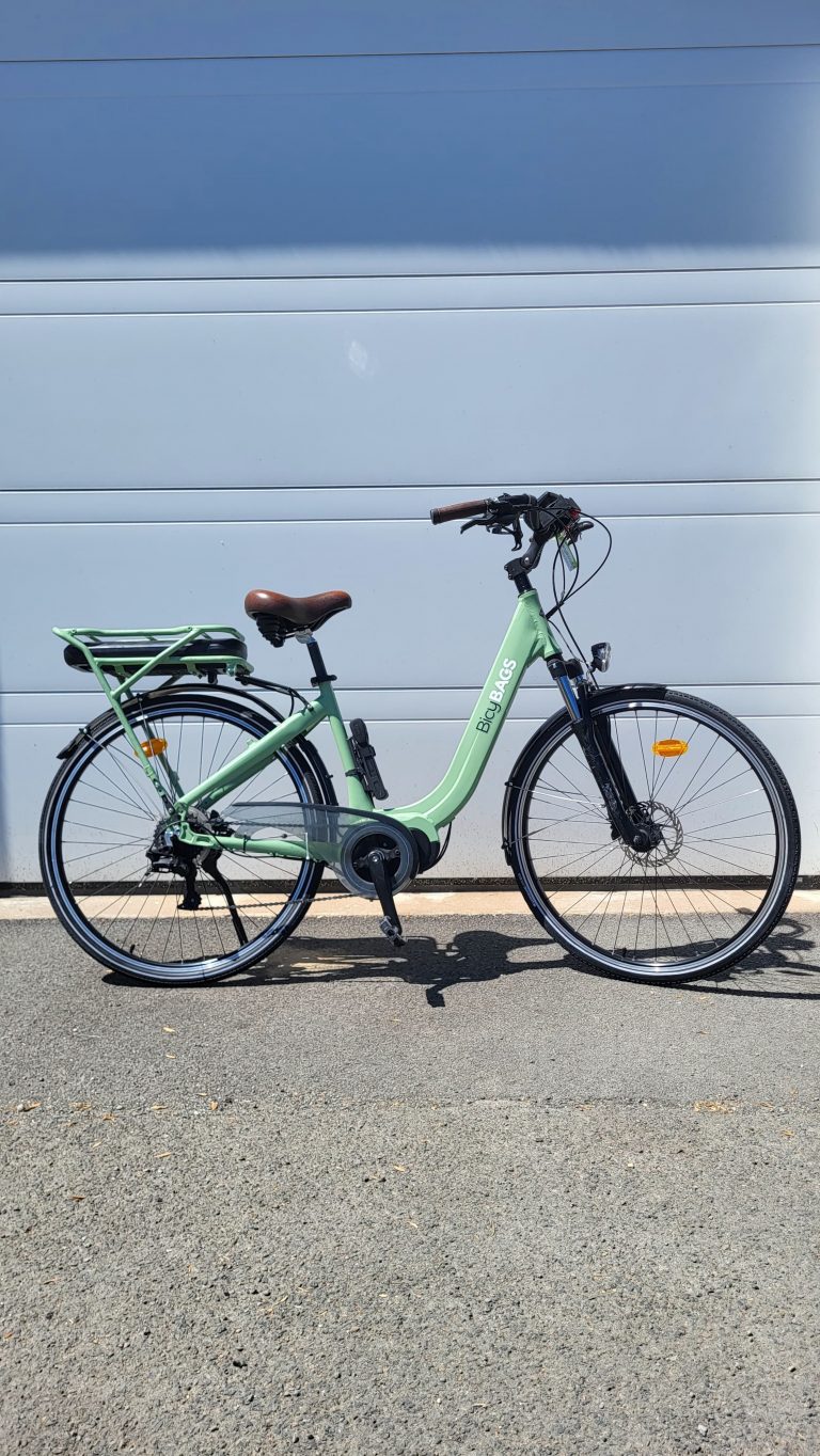 ▶️ Vente de fin de saison 2025 ! Vélos électriques et musculaires